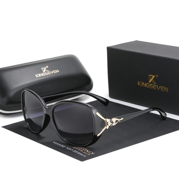 KINGSEVEN Gray Gradient Polarized Butterfly Sunglasses with Gold Crystal Fox - Picture 2 of 16